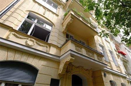 ansicht.jpg - Nahe Markusplatz: vermietete ETW mit Süd-Loggia im Altbau