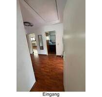 Zentral gelegene 2 Zimmer DG Wohnung - Stuttgart Bad Cannstatt