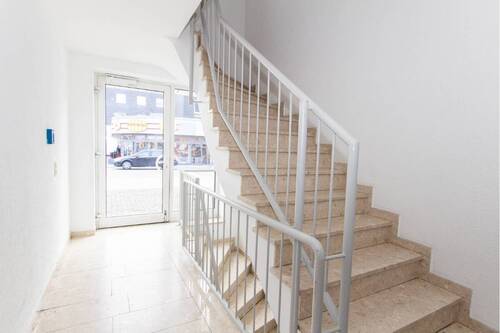8. Hausflur - 