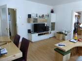 Wohnen, Blick 2 - 4 Zimmer Etagenwohnung zur Miete in Nürnberg