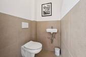 WC - 