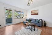 Wohnzimmer - PROVISIONSFREI: Bezugsfertige Wohnung in begehrtester Lage Schweinfurts