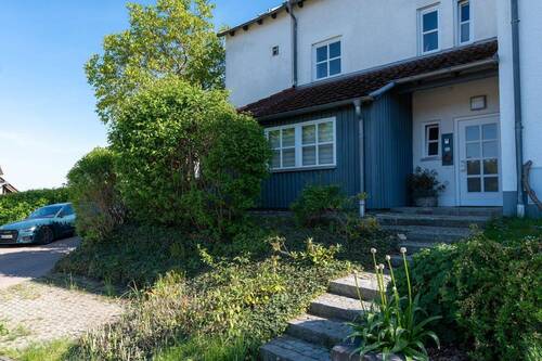 Aussen 3 - 8 Zimmer Reihenendhaus zum Kaufen in Sinzing