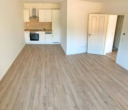 Wohn- und Esszimmer - *** Exklusive, energieeffiziente KfW55 Bungalow-Reihenhauswohnung - modern und zentral in Elsfleth ***