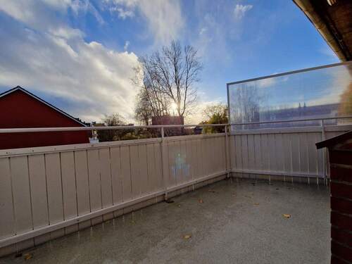 Blick vom Balkon - Etagenwohnung mit 59,20 m² in Husum zum Kaufen