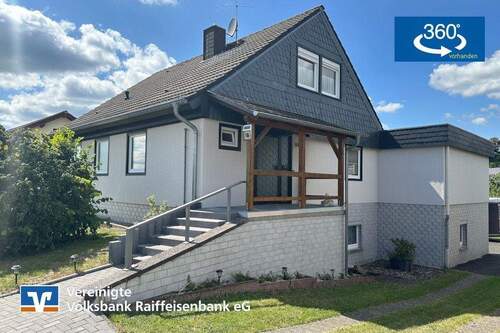 Bild 1 - 5 Zimmer Einfamilienhaus zum Kaufen in Birkenfeld