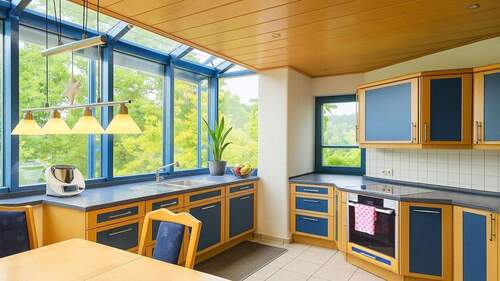 Freundliche Wohnküche mit... - 