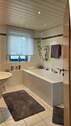 ...mit Wanne u. Dusche... - 