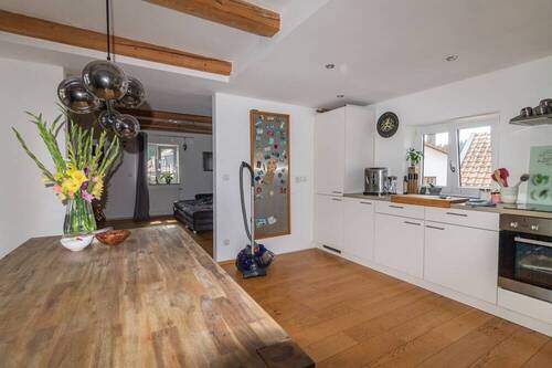 Küch einliegerweohnung - Einfamilienhaus mit 240,00 m&sup2; in Hutthurm zum Kaufen