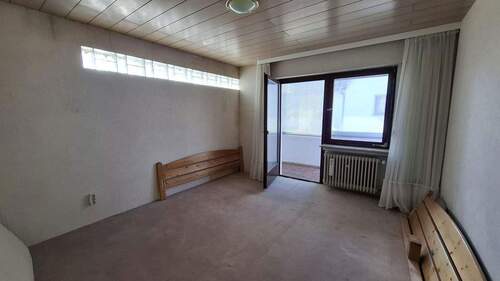 Zimmer mit Zugang Balkon OG - 