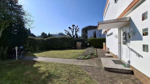 Gartenansicht - 7 Zimmer Mehrfamilienhaus, Wohnhaus zum Kaufen in Darmstadt