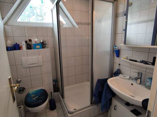 Bad.jpg - Etagenwohnung mit 55,00 m&sup2; in Ratingen zur Miete