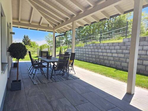 Süd-Westterrasse.jpg - Bungalow mit 156,00 m&sup2; in Beutelsbach zum Kaufen