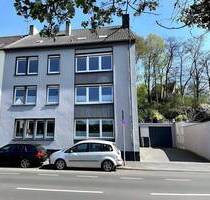 HOCHwertig ausgestattete EG-Wohnung mit TerrasseGarten und breiter Tandemgarage in Odenkirchen - Mönchengladbach