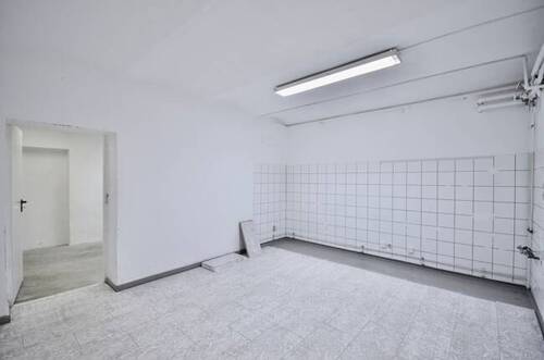 Büroraum/ Lagerraum - 