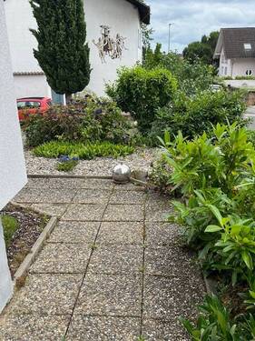 Weg am Haus - 