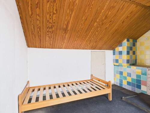 Dachboden Raum 2 (1) - 