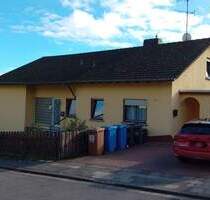 Weilerbach - Freistehendes Einfamilienhaus mit Einliegerwohnung in begehrter Wohnlage