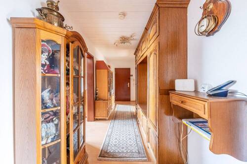 Flur - 4 Zimmer Etagenwohnung zum Kaufen in Dortmund