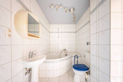 Badezimmer 1 - 