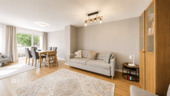 Wohnzimmer - 2 Zimmer Etagenwohnung zum Kaufen in Hürth