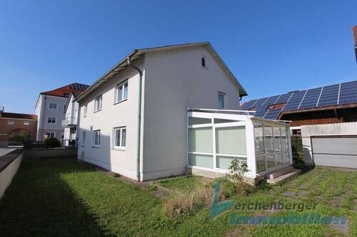 Ansicht - *** Einfamilienhaus mit Wintergarten in zentrumsnaher Lage von Plattling ***