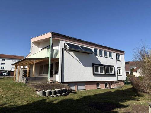 Außen - Sofort beziehbares Einfamilienhaus mit Einliegerwohnung mit Garage in Randlage Gerabronn