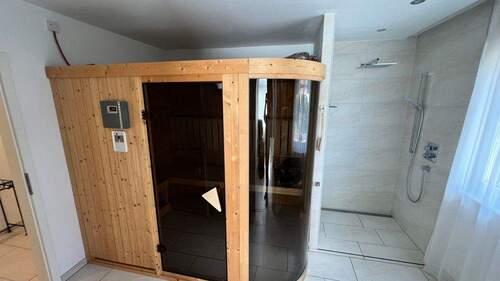 Wellnessbereich im EG - 