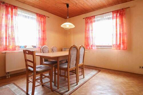 Esszimmer, Erdgeschoss - Mehrfamilienhaus, Wohnhaus mit 140,10 m&sup2; in Hausen zum Kaufen