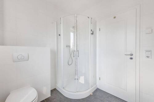 Duschbad Erdgeschoss Bild 2 - 
