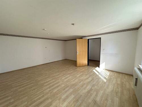 Schlaf- und Wohnzimmer Einliegerwohnung - 