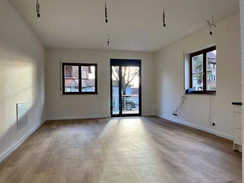 Wohnzimmer - 2 Zimmer Etagenwohnung zur Miete in Bermatingen