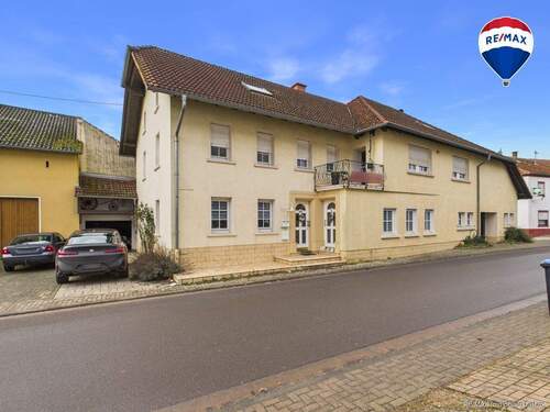 REMAX Immobilien DeLux Haus in Mettlach / Faha zu verkaufen - 