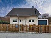 Vorderansicht - 6 Zimmer Einfamilienhaus in Plauen