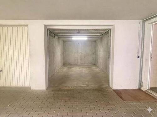 Garage - 