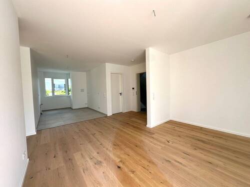 Wohnzimmer - 4 Zimmer Etagenwohnung zum Kaufen in Leipzig