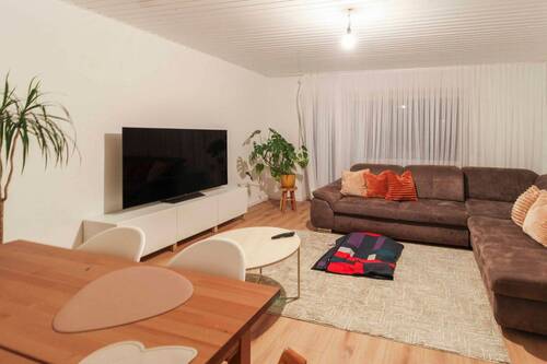 Wohnzimmer 1. OG WHG links - 