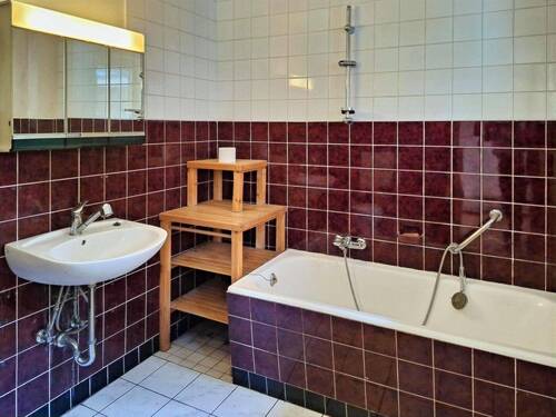 Wannenbad im EG des Haupthauses - 