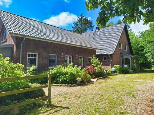 Herzlich willkommen - Wohnen' Am See'- Einfamilienhaus mit tollem Anbau in Havetoft