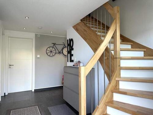 Diele - 6 Zimmer Einfamilienhaus in Gutweiler