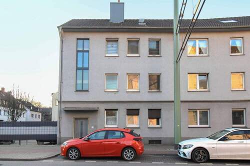 Außenansicht - Paketangebot: Zwei Wohnungen mit Ausbaupotenzial DG, Balkon und Stellplatz in Duisburg-Obermeiderich