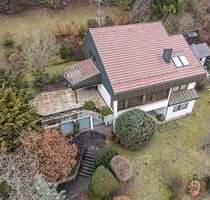 Schönes Einfamilienhaus in traumhafter Lage und großem Grundstück - Epfendorf / Trichtingen