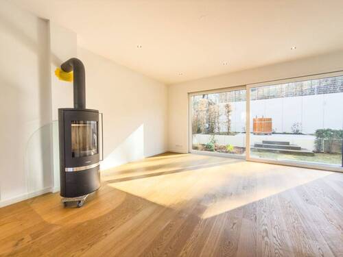 Wohn- und Esszimmer - 