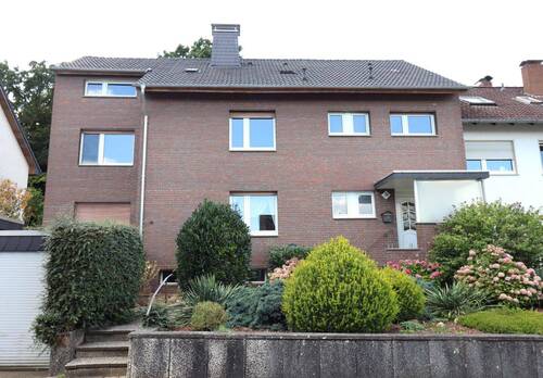 Hausansicht - R E S E R V I E R T !!! - 225.000,00 EUR Kaufpreis, ca.  133,00 m² Wohnfläche