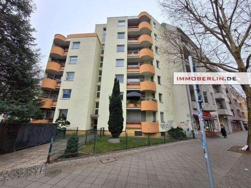 1.jpg - 1 Zimmer Etagenwohnung zum Kaufen in Berlin