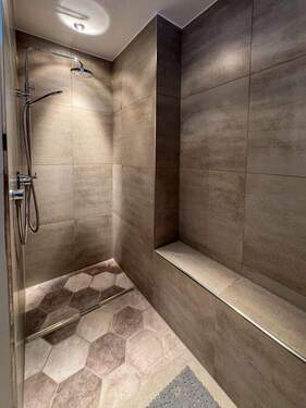 Große Regendusche - 