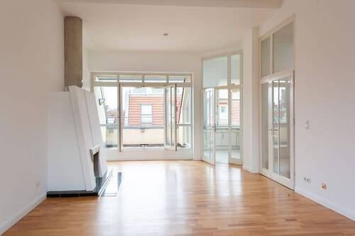 Wohnzimmer - 3 Zimmer Etagenwohnung zum Kaufen in Berlin