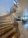 Treppe zum Obergeschoß - 