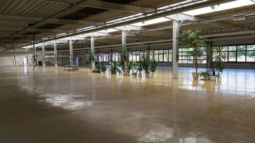 Fußbodenheizung in der Halle - 
