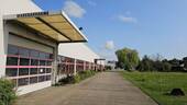 2 Hallentore - Provisionsfrei: Exzellente Halle für Lager und Produktion mit Bürogebäude nahe Ludwigsfelde